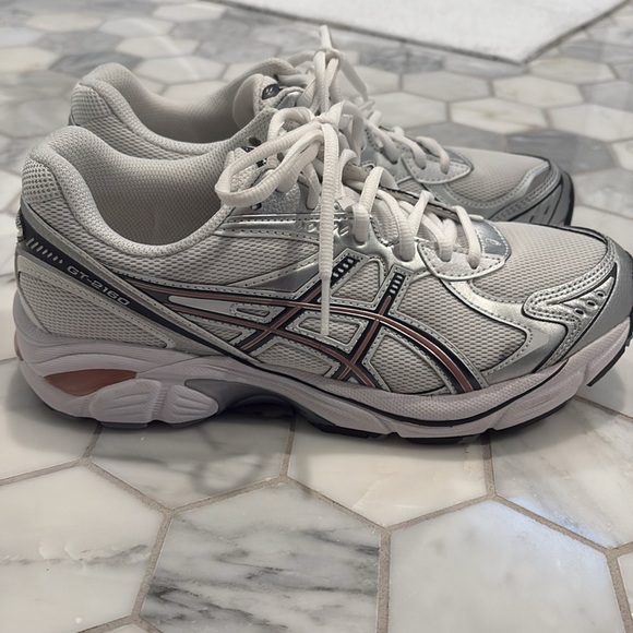 ASICS Women's GT-2160 Sneakers White & Rose Rouge Size 8 - Picture 3 of 7